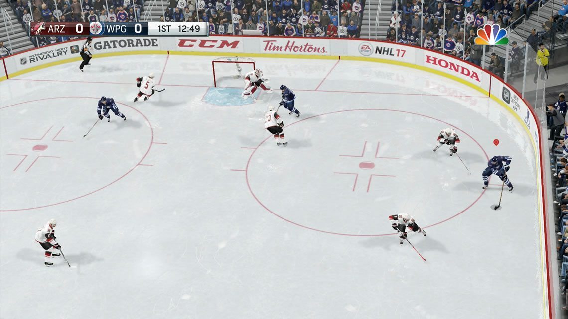 Dynamic Medium NHL 17 angle in the offensive zone